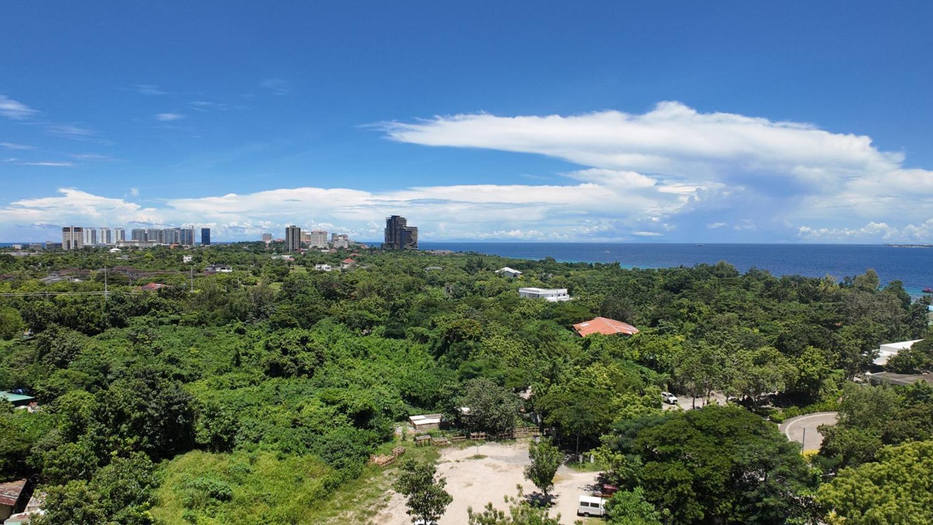 Apartamento Dominiks Comfort And Silent Studio Tambuli Balcony Pool Mactan Ocean View High Floor Isla de Mactán Exterior foto